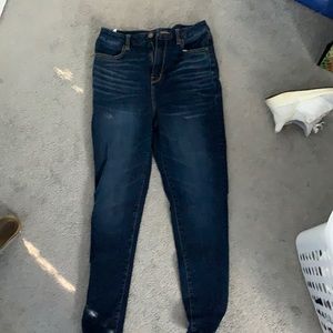 American eagle dark wash jegging